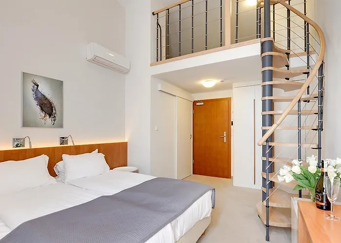 21 By Victus 3* Sopot