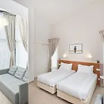 21 Bed & Breakfast 3*