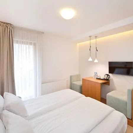 21 Bed & Breakfast 3*