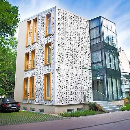 Bed & Breakfast Villa 21 Victus By Noclegi Renters 3*