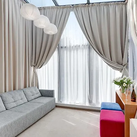 21 Victus By Renters