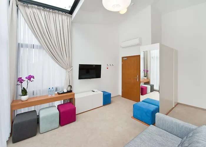 21 Bed & Breakfast 3*