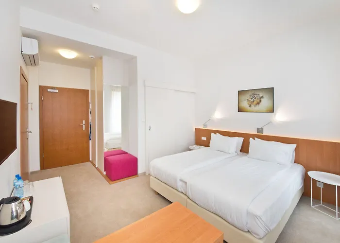 21 By Victus 索波特