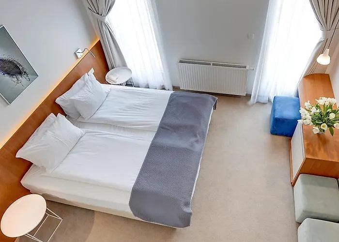 21 Bed & Breakfast 3*