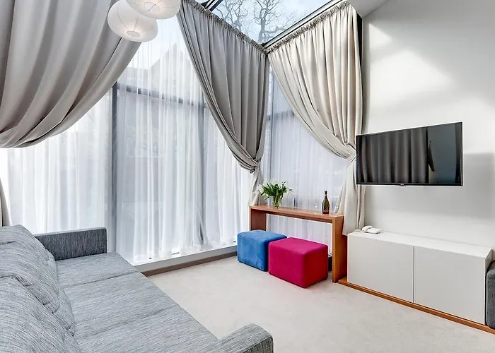 Bed & Breakfast 21 3*